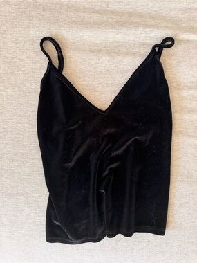 Brandy Melville Black Velvet Cropped Tank